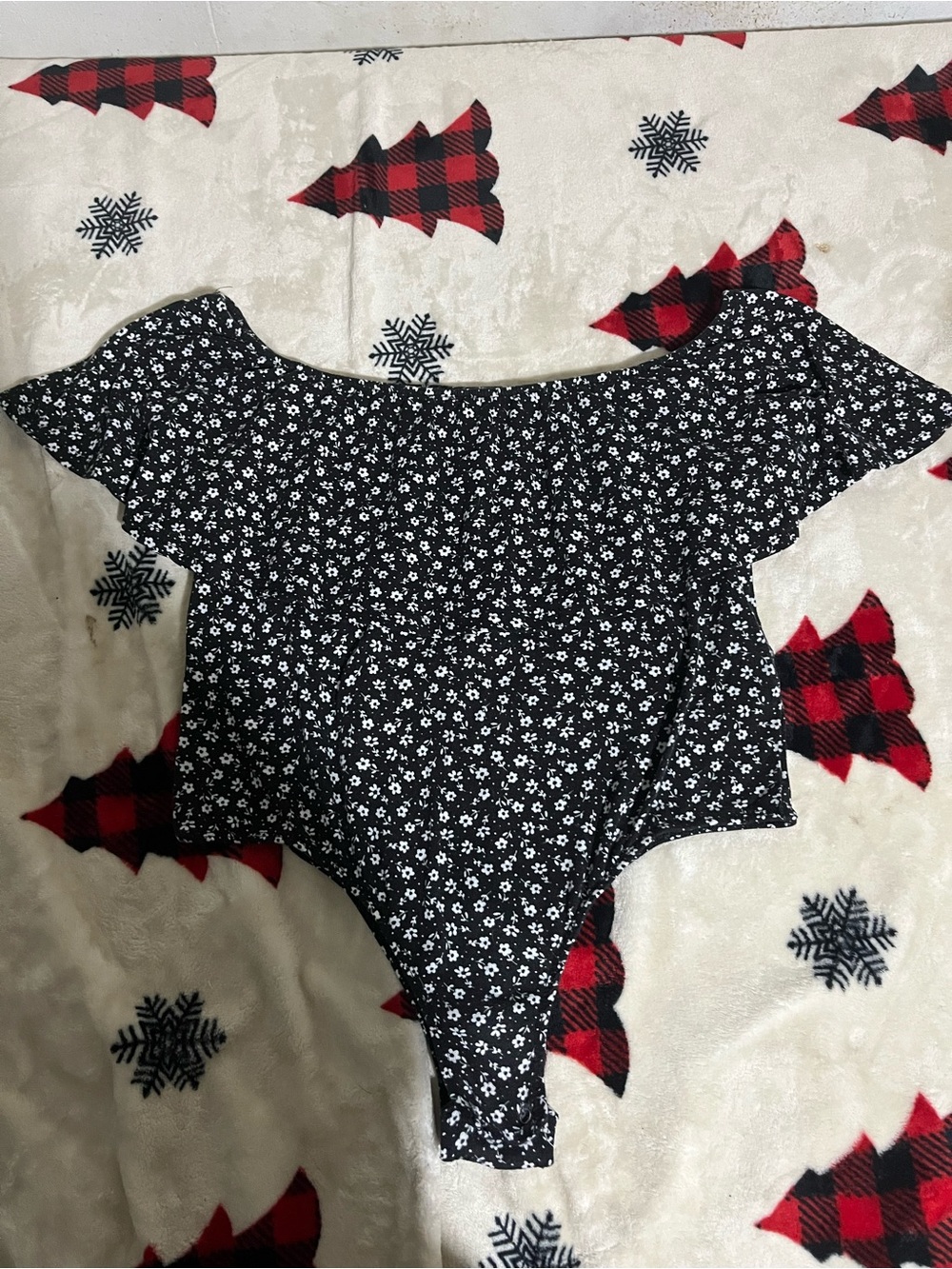 Vibe Black and White Floral Off-Shoulder Bodysuit